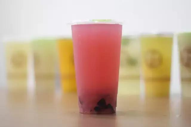 啊!好咸!好爽!喝完一袋盐后小编身残志坚,只为告诉你谁是老盐界的no.1!