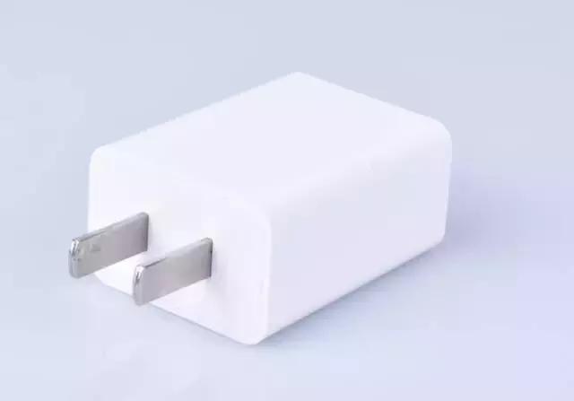 西默电源适配器上市——安全可靠才是硬道理!新品售价26元!