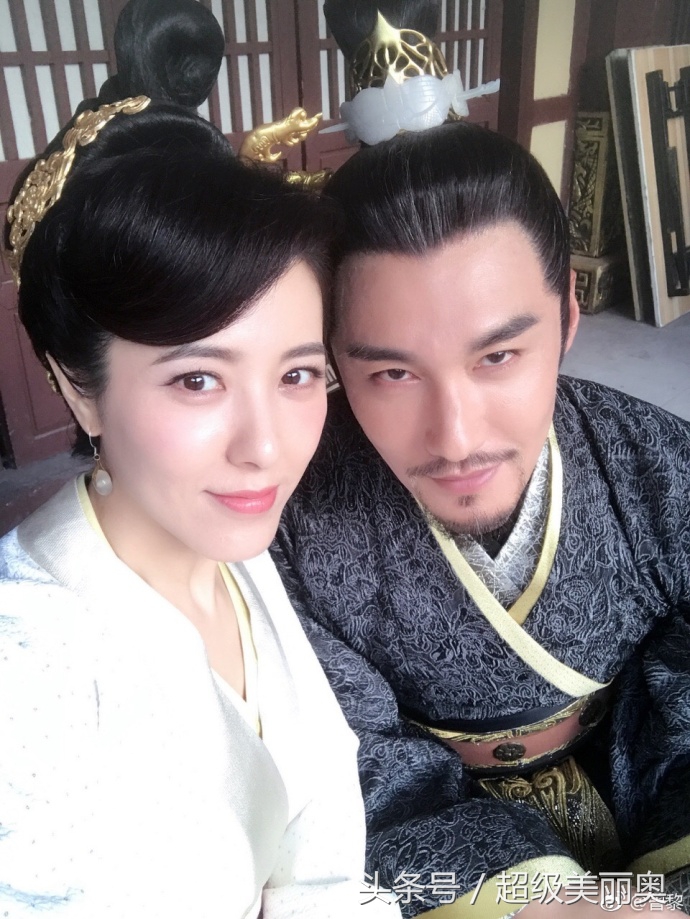 美貌气场不输范冰冰,美貌堪比范冰冰