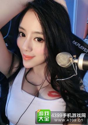 斗鱼三姐妹名场面,斗鱼三姐妹的身世