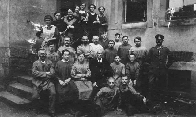 格拉苏蒂参议员手表什么档次,格拉苏蒂手表到底怎么样啊