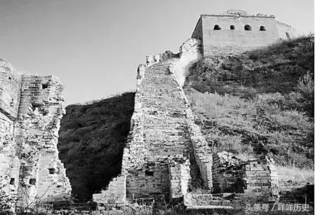 靠*力武**吃饭的乱世这个诸侯王却主动裁军临死之前的领悟好痛