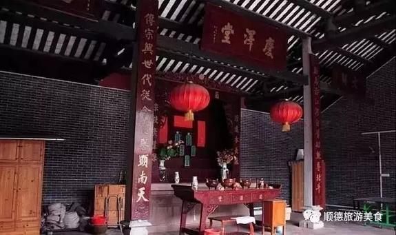 浮在海上的城市,漂浮在海面上的村