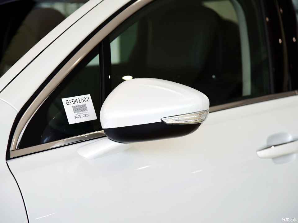 雪铁龙c6380thp尊贵型发动机,雪铁龙c62021款400thp