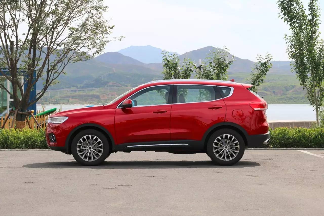 17年1.3t哈弗h6,试驾全新哈弗2020h6