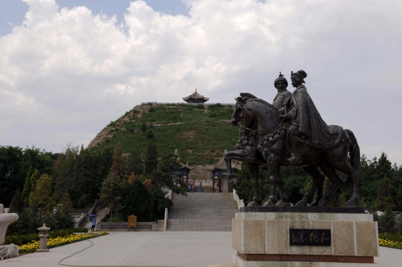 武汉又加开高铁线了，去兰州、乌鲁木齐这些地方玩，省钱又省时啦！