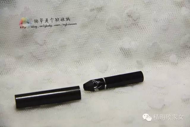 种草机|用过满满一笔筒的眼线笔是怎样一种体验？