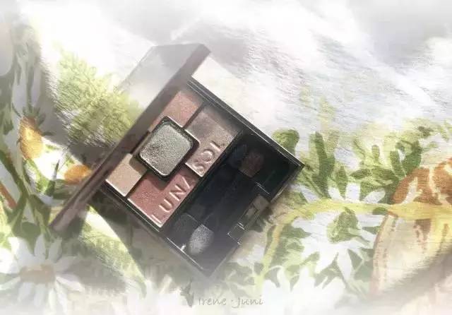 杨幂、戚薇都在用！这款小众眼影真这么好？