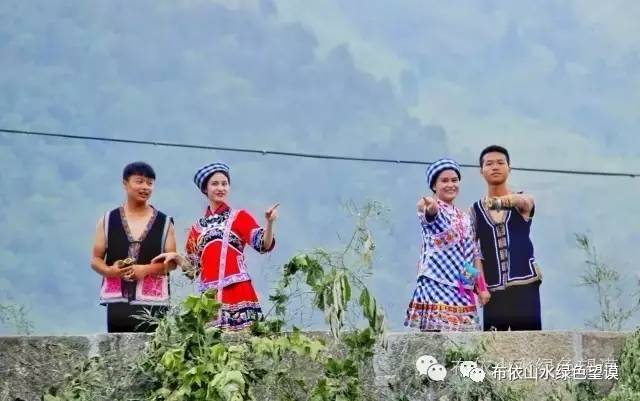 您好！我叫望谟，这是我的新名片~