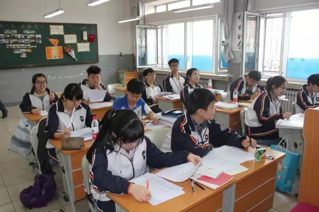 哈三中国际班招生简章,哈三中国际部以后的出路