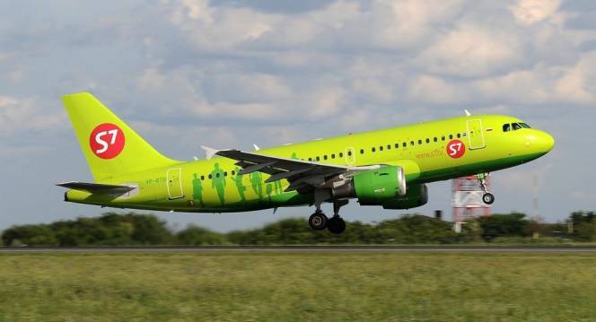 俄罗斯开通北极旅游航线,俄罗斯航班直飞