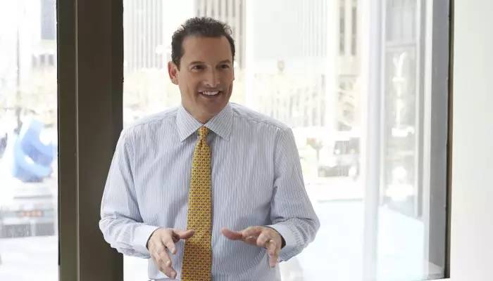 将“美”的生意打上运动标签，《体育画报》引领母公司转型