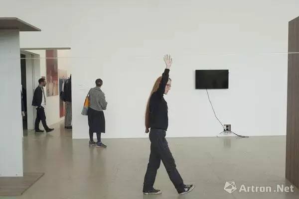 「直击卡塞尔」如何把卡塞尔打造成“最具政治性的”文献展？