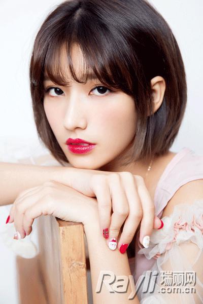 李沁牙齿黄不黄,李沁以前的牙齿有多黄