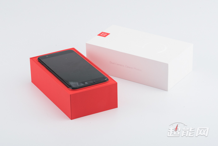 一加手机5现在值得买吗,一加5手机专业评测视频