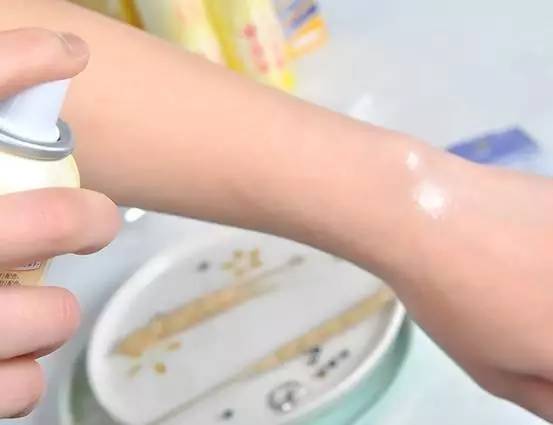 妆前三分钟快速补水面膜,搞定早晚护肤的涂抹面膜