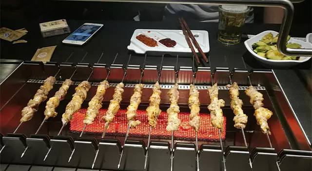 夏天如何做烧烤生意,小白夏天开烧烤店从哪入手