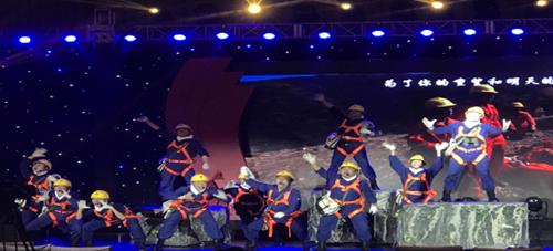 “跨界男神”——当颜值遇上才华