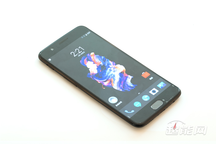 一加手机5现在值得买吗,一加5手机专业评测视频