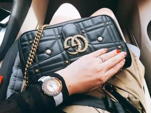 为什么好多大牌包包都有瑕疵,为什么这么多大牌包包这么便宜