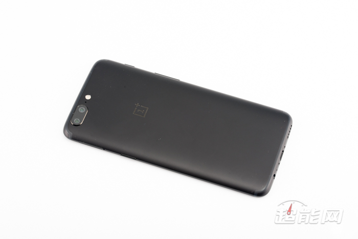 一加手机5现在值得买吗,一加5手机专业评测视频