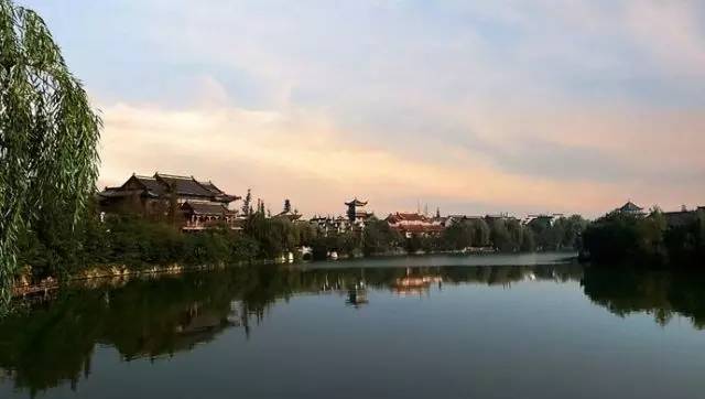 欢乐颂2谢童关关在一起了吗,欢乐颂2关关谢童在海边看日出