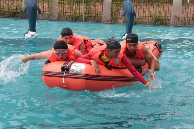 最稳的冲锋舟,很帅的冲锋舟