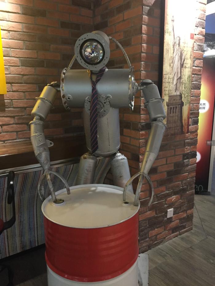 日本模范工作员同志的中国游戏大冒险之二——徐家汇百脑汇见闻