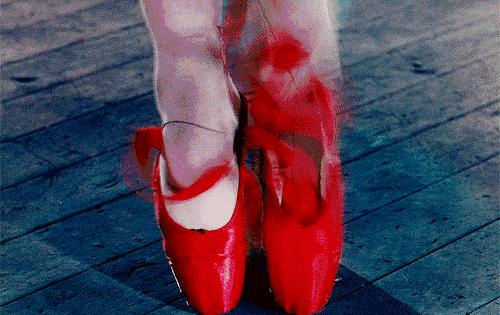 下周穿什么,如何将平底鞋穿得时髦又显腿长