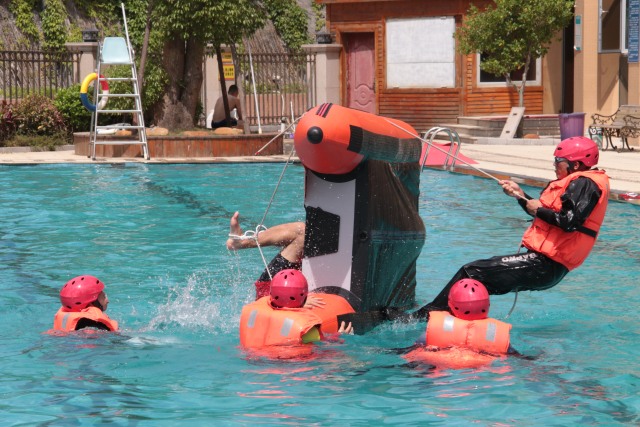 最稳的冲锋舟,很帅的冲锋舟