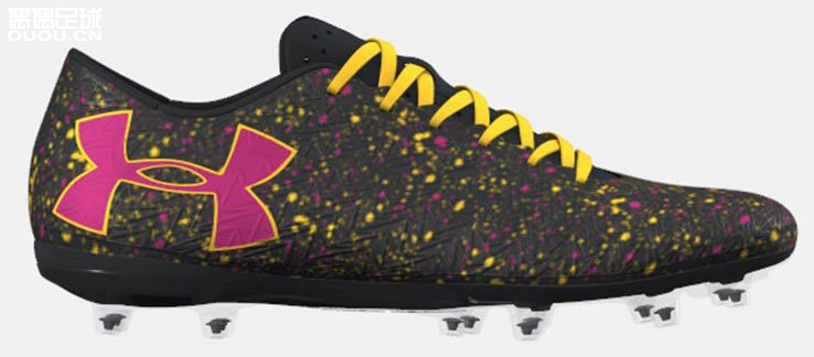 耐克对飙阿迪代表性足球鞋,耐克和阿迪的足球鞋差在哪