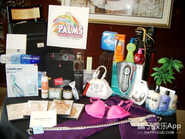 振动棒、腋下贴还送拉皮手术?奥斯卡大礼包脑洞可真大...