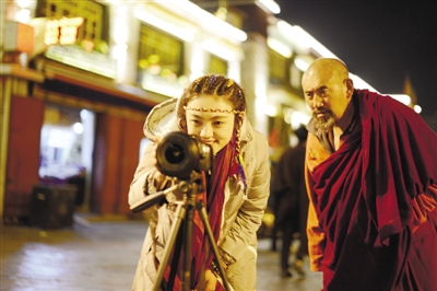 拉萨春天很美，我只能左眼欣赏