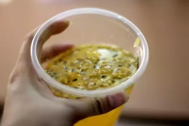 啊!好咸!好爽!喝完一袋盐后小编身残志坚,只为告诉你谁是老盐界的no.1!