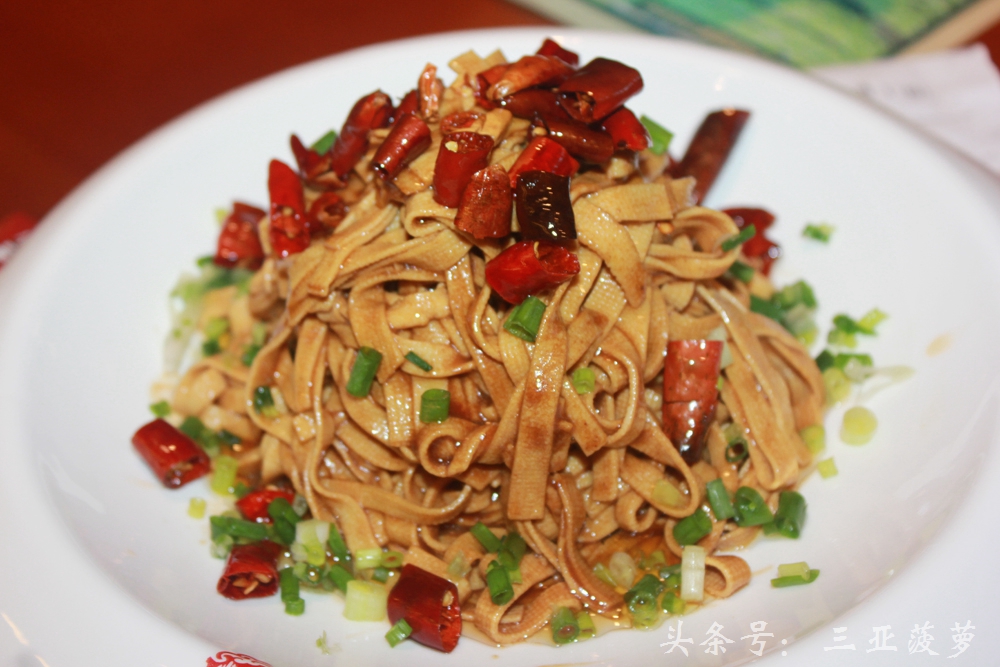 请客推荐去哪个饭店,三亚适合十个人聚餐的餐厅推荐