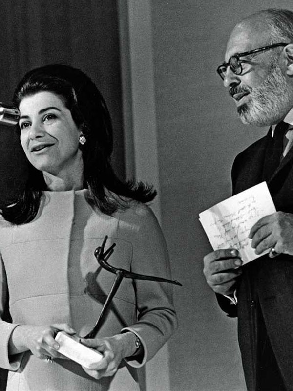 赤足小子的逆袭——隐形凉鞋背后的传奇（下）