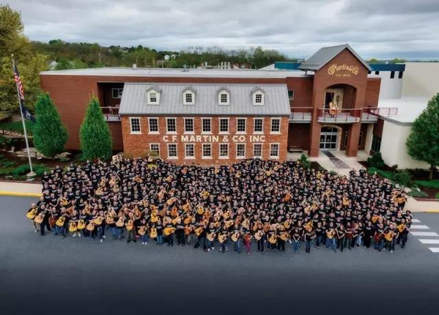 martin缇庝骇鍚変粬,缇庡浗martin绯诲垪鍚変粬