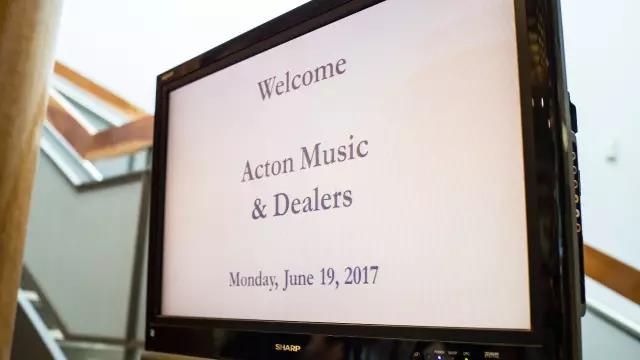 martin缇庝骇鍚変粬,缇庡浗martin绯诲垪鍚変粬