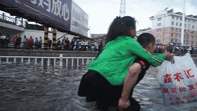 消防官兵与“海景车”的美丽邂逅
