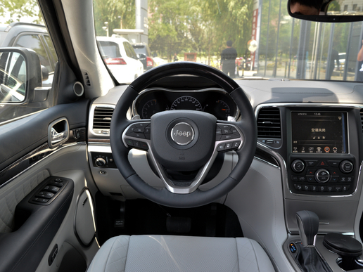 每个男人的心中都有一个越野梦,每个男人心中都有一个越野车