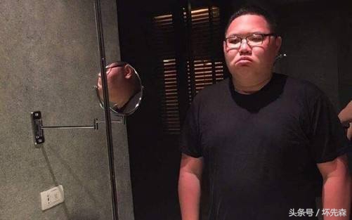 网友四段话描述四位电竞选手，打职业，真的太难