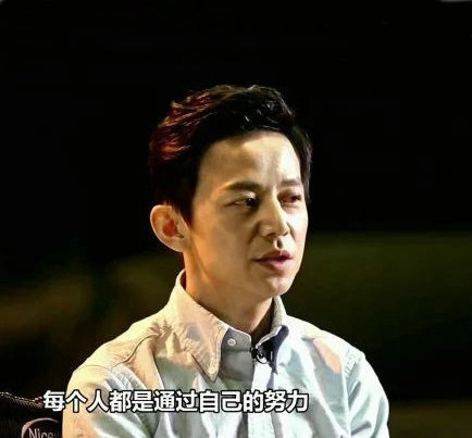 王思聪怼过何炅吗,王思聪和何炅谁有实力