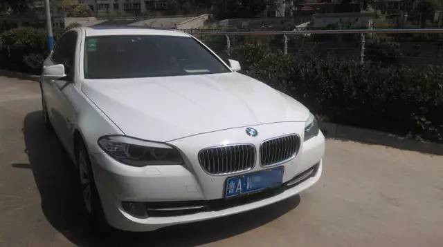 宝马5系水箱漏水很久,宝马5系水箱安装视频