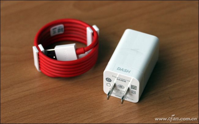 一加5骁龙835手机多少钱,1499元一加5手机