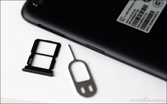 一加5骁龙835手机多少钱,1499元一加5手机