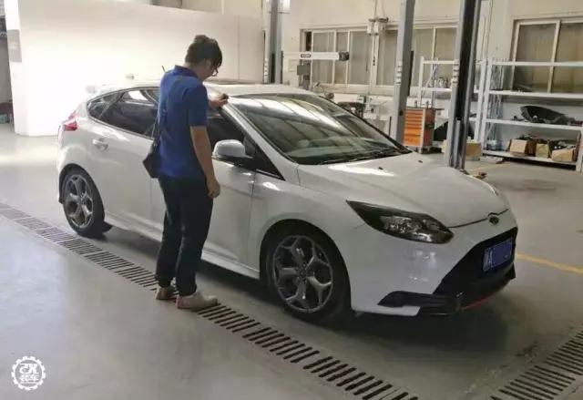 70万的进口思域太遥远，杭州车友将飞度GK5打造成Type-R外观