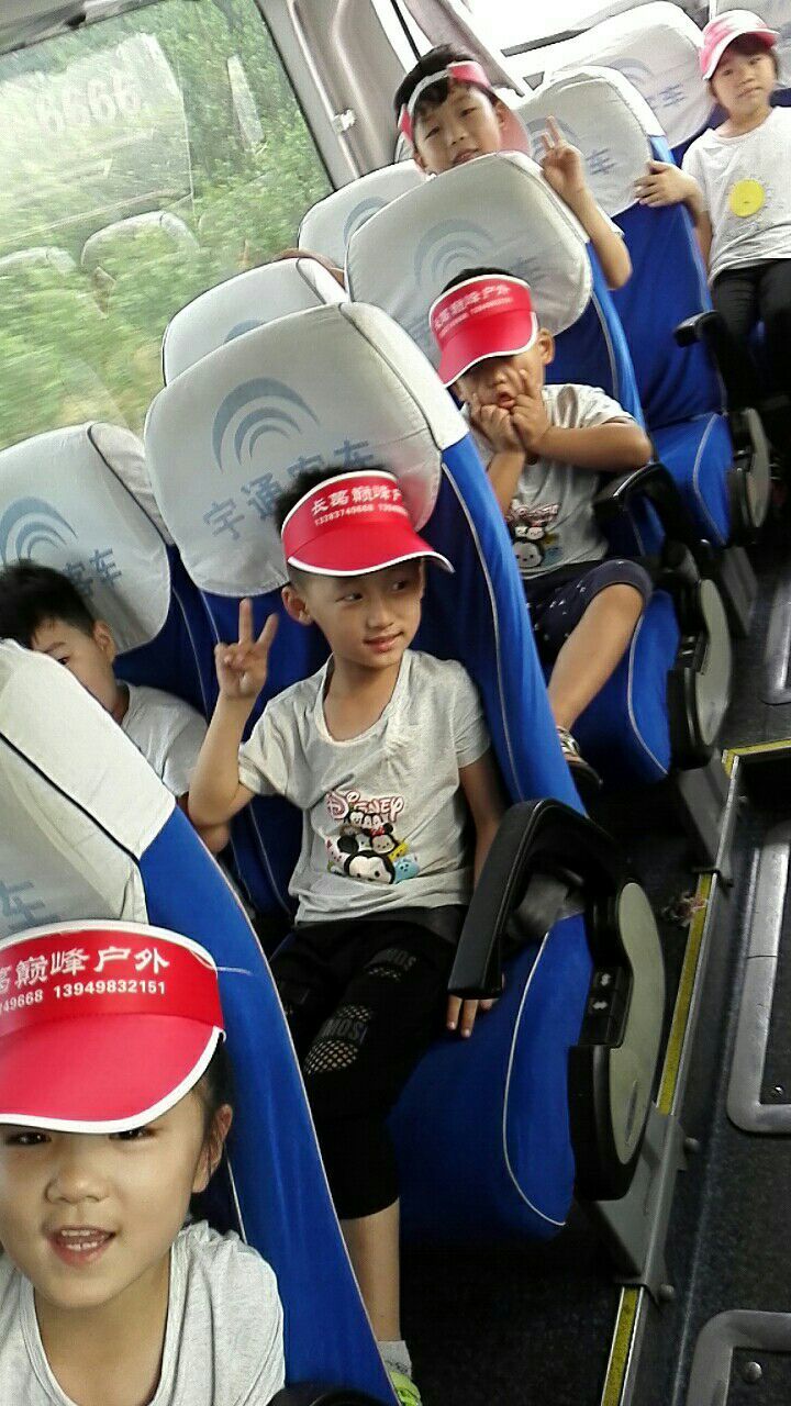 幼儿园毕业班夏令营活动,幼儿园大班毕业夏令营走进小学