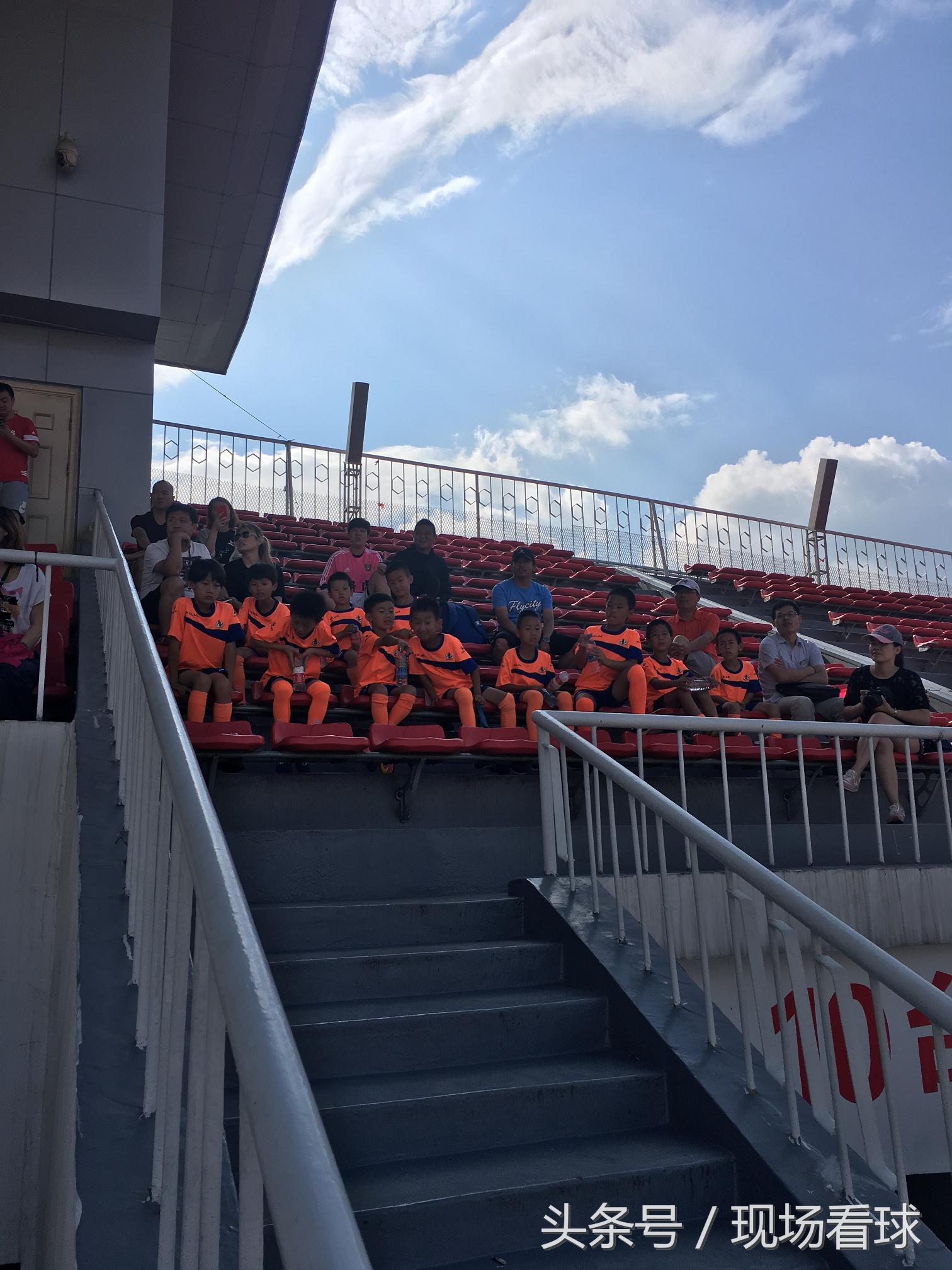 北京5比1大胜石家庄！故地重游石景山现场感受城市联赛