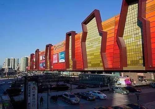 攀上西南省委书记的“非典型”富豪，这次成了出事的“典型”！