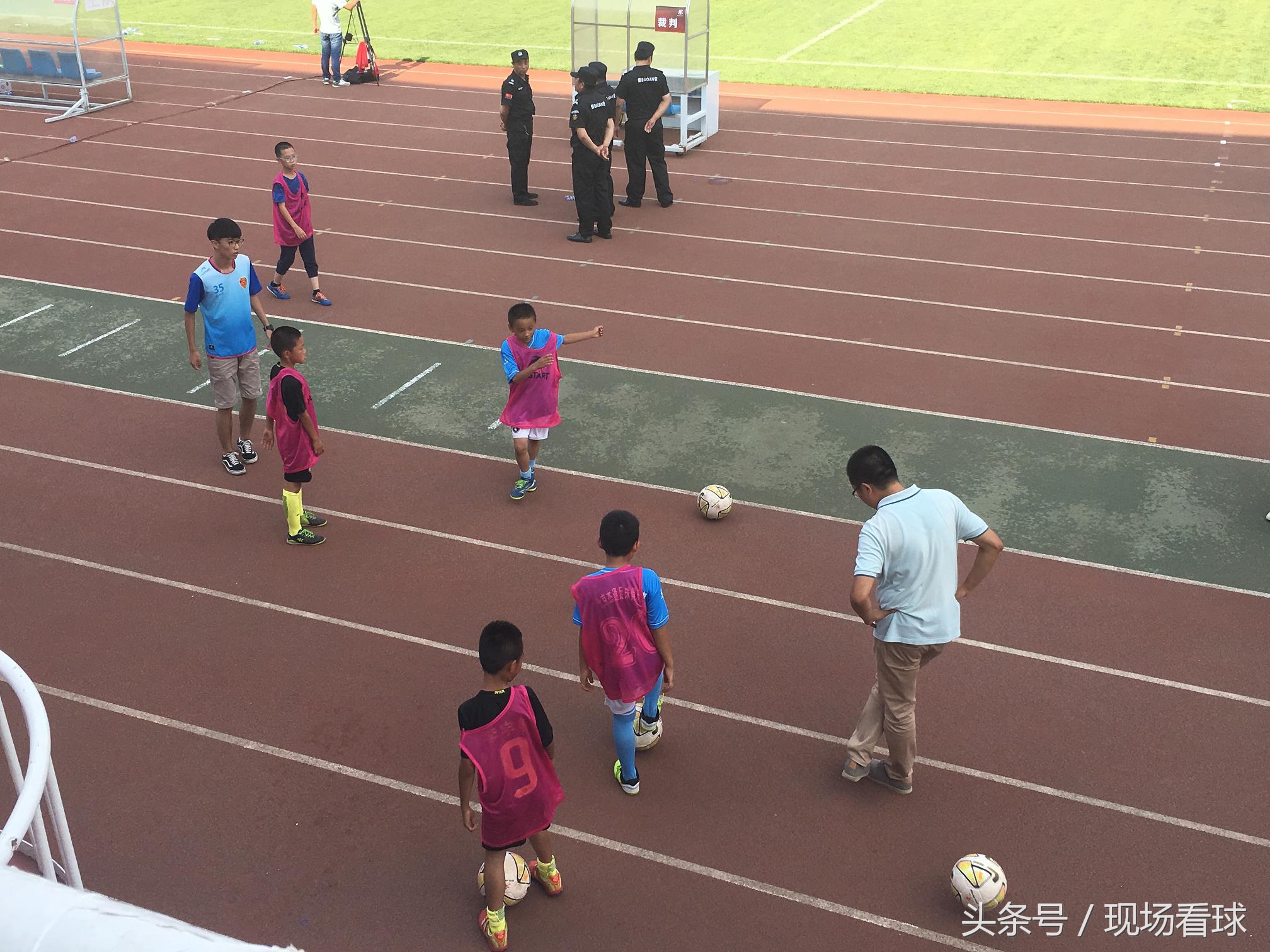 北京5比1大胜石家庄！故地重游石景山现场感受城市联赛